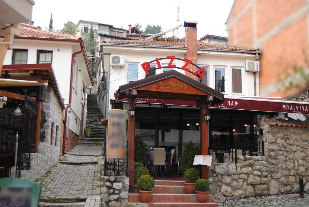 Appartement La Piazza à Ohrid Extérieur photo
